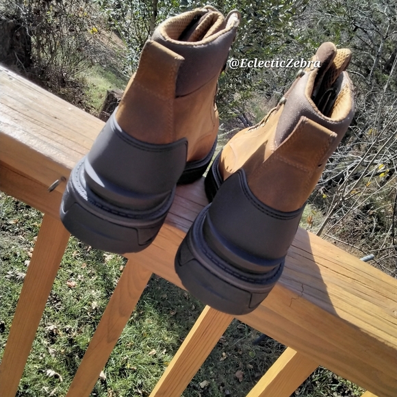 Work boots, new size12 Carhartt - Picture 5 of 13